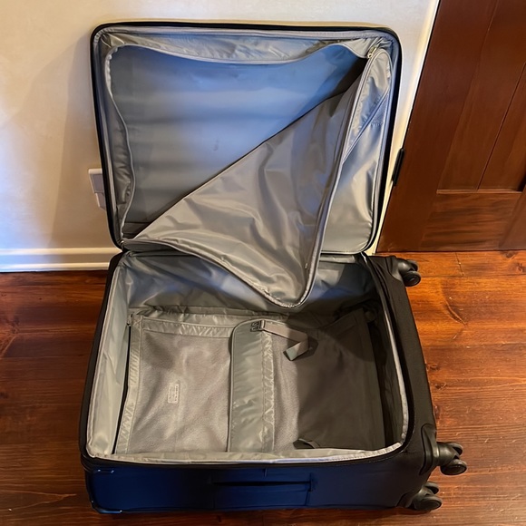 Briggs & Riley Medium Expandable 28-29” Spinner - Picture 6 of 12